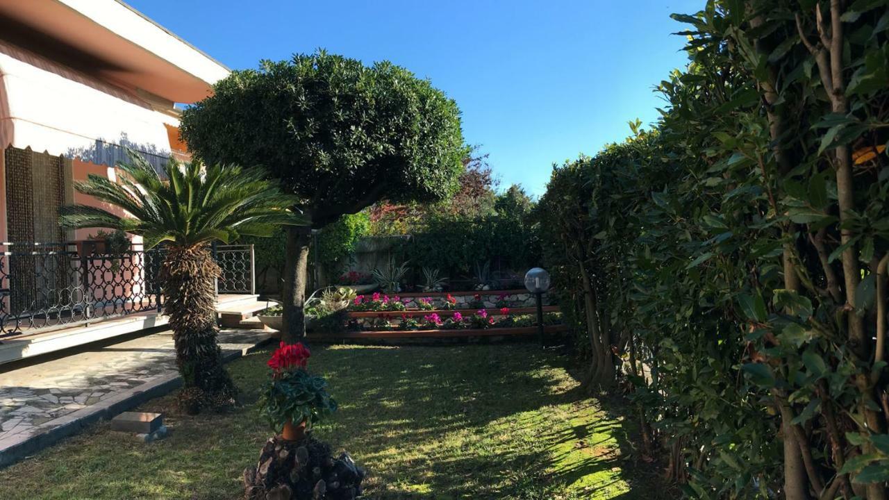 Villa Chiara Affitta Camere Carrara Zewnętrze zdjęcie